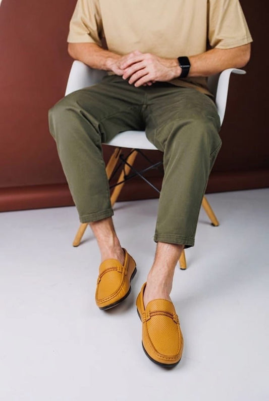 Kavsun Men Punch Loafer Tan