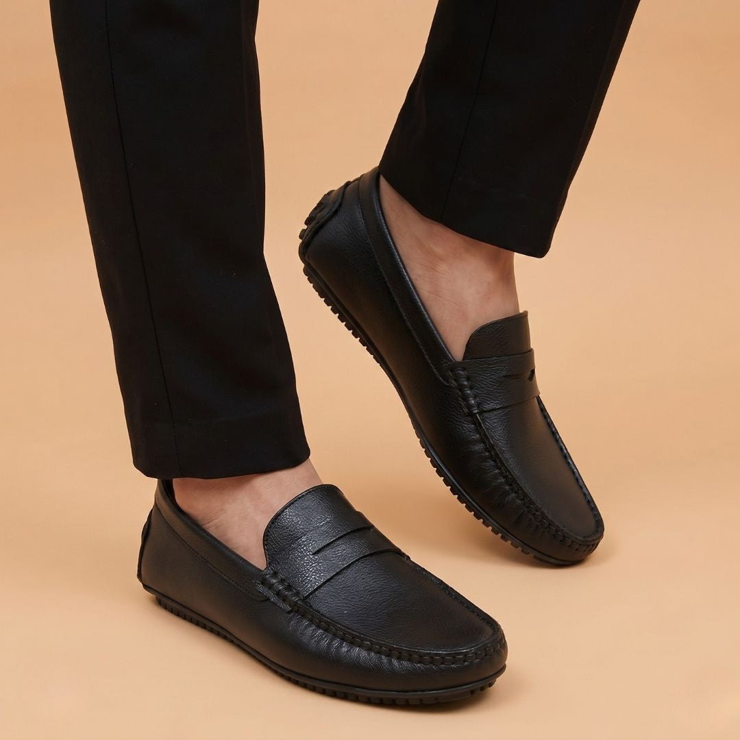 Kavsun Men Matte Finish Loafer Black